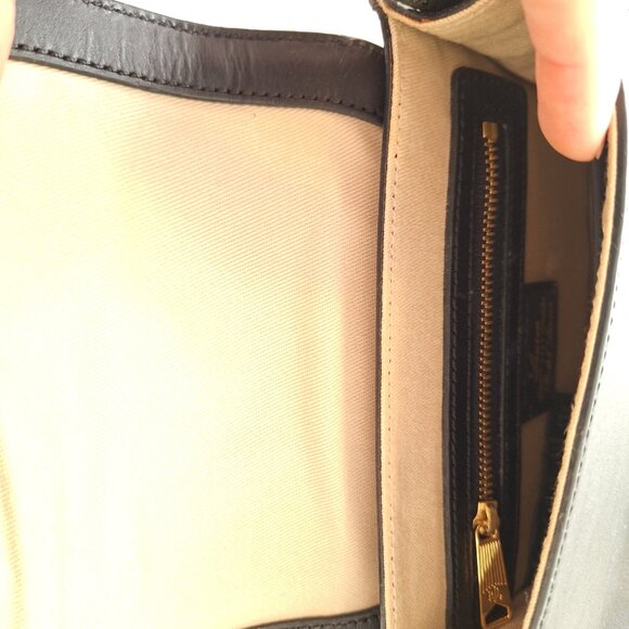 New Ralph Lauren Leather crossbody bag - Color BLACK with gold hardware - Picture 4 of 4